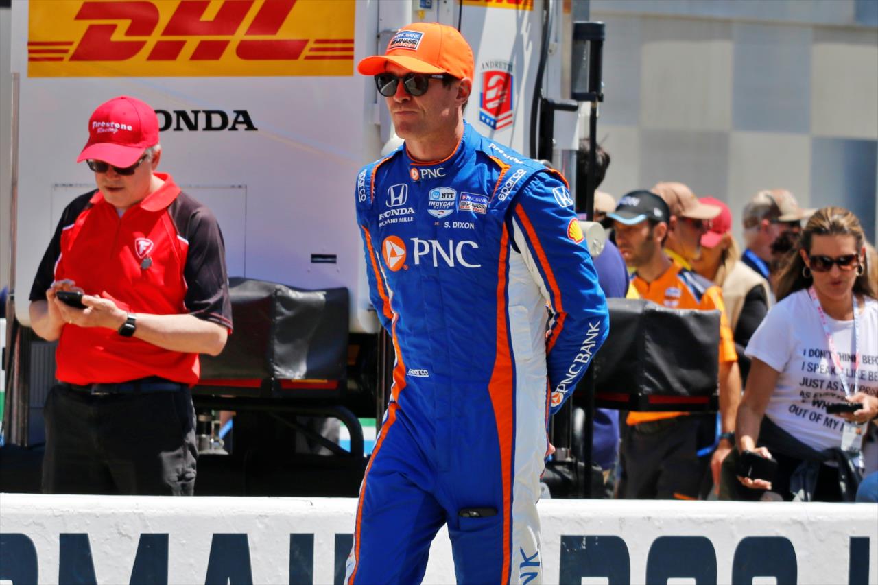 Scott Dixon - Miller Lite Carb Day Pit Stop Challenge - By: Lisa Hurley -- Photo by: Lisa Hurley
